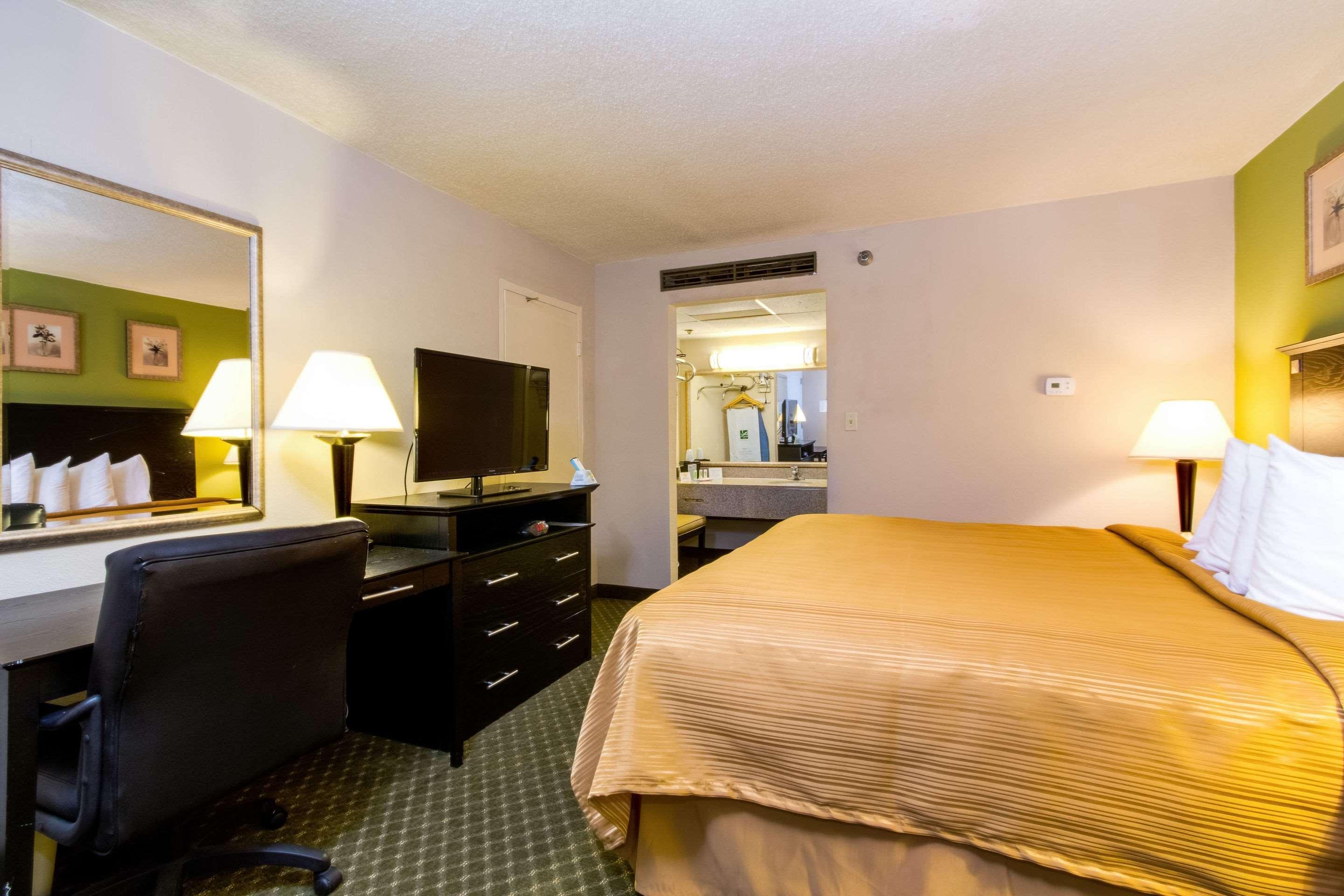 Quality Inn & Suites Moline - Quad Cities Exteriér fotografie