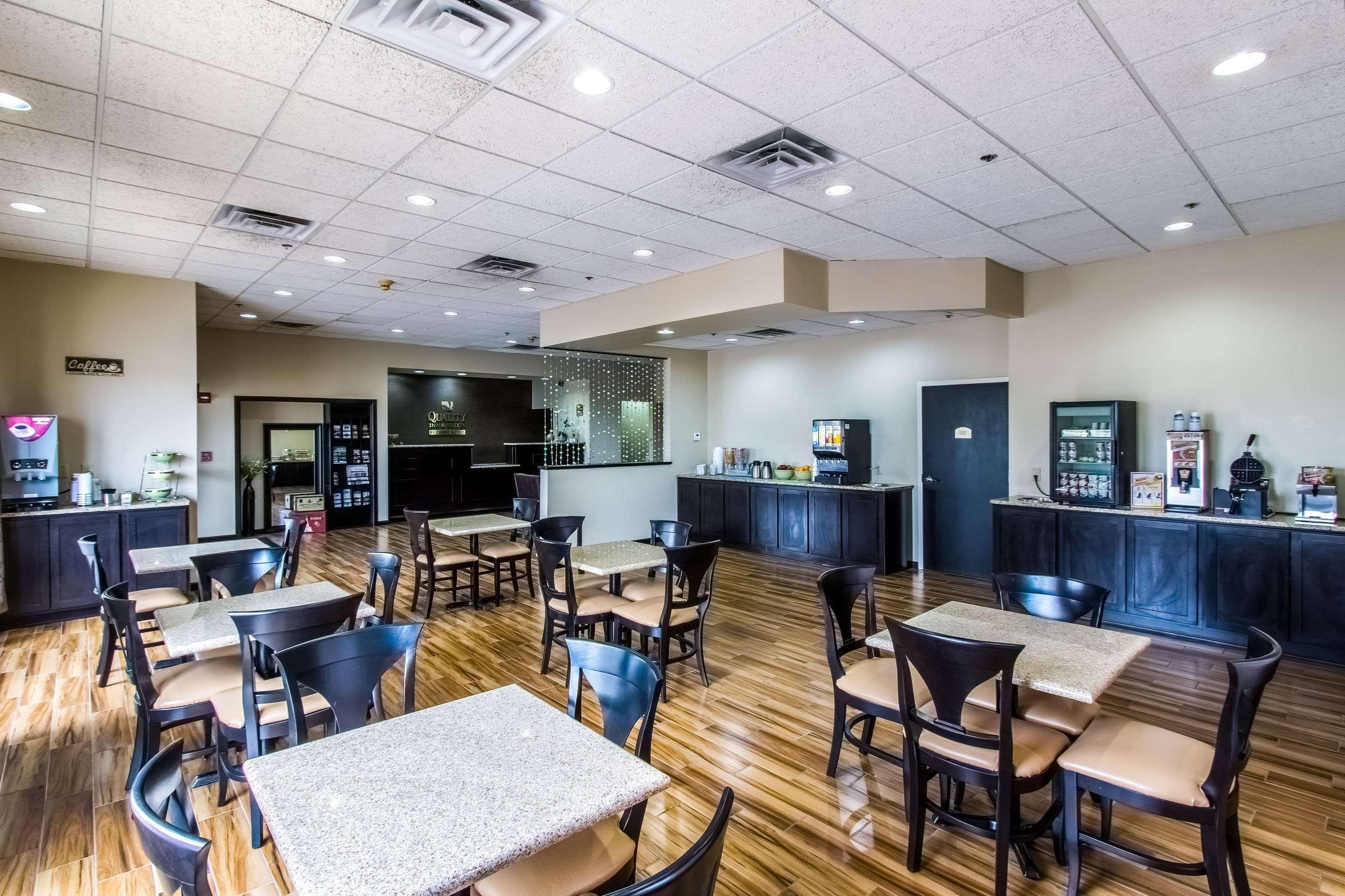 Quality Inn & Suites Moline - Quad Cities Exteriér fotografie