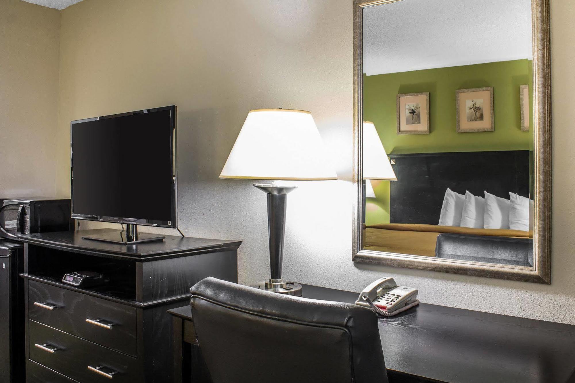 Quality Inn & Suites Moline - Quad Cities Exteriér fotografie